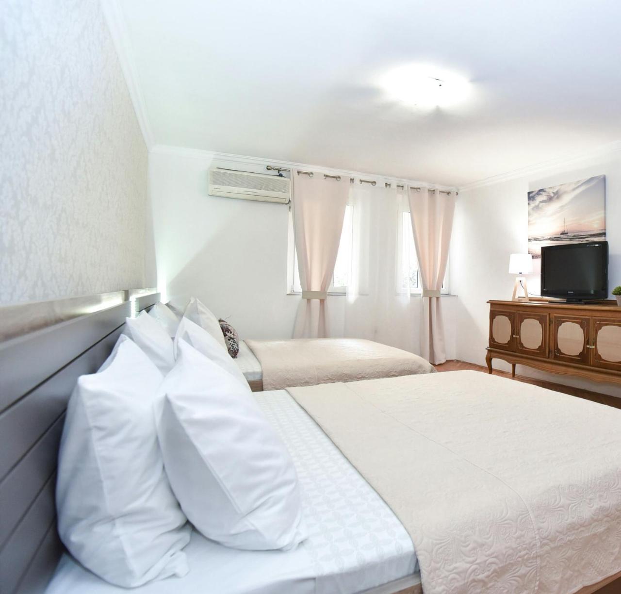 Palm Square 1 Old Town Apt Apartment บุดวา ภายนอก รูปภาพ